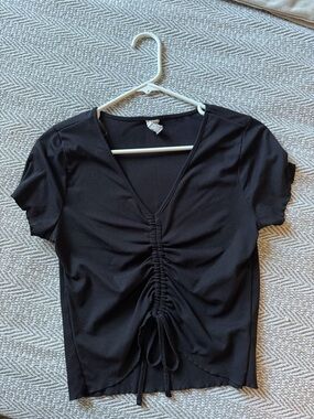 Black Ruched V-Neck Crop Top with Drawstring